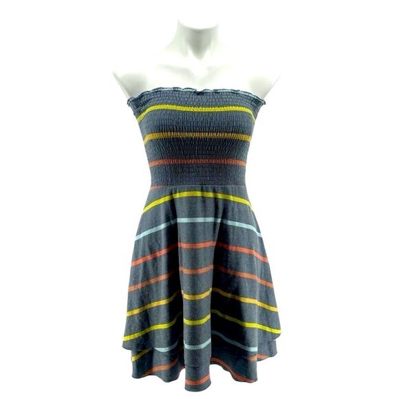 Chaser Grey Multi Striped Smocked Boho Handkerchief Hem Dress Women’s Size Small - Picture 1 of 12